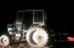 На Буковині п'яний тракторист наїхав на дитину