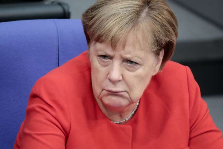Меркель обвинила РФ в крахе ракетного договора