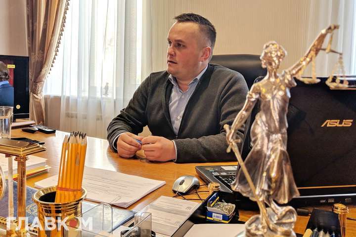 Холодницкий в июле заработал на 80 тыс. грн больше, чем Луценко