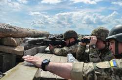 Доба на Донбасі: окупанти 12 разів обстріляли українські позиції