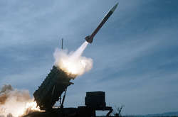 Северная Корея запустила две ракеты в сторону Японского моря