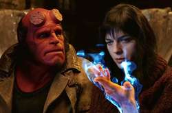 Звезда «Хэллбоя» Сэльма Блэр поделилась своими фотографиями после химиотерапии