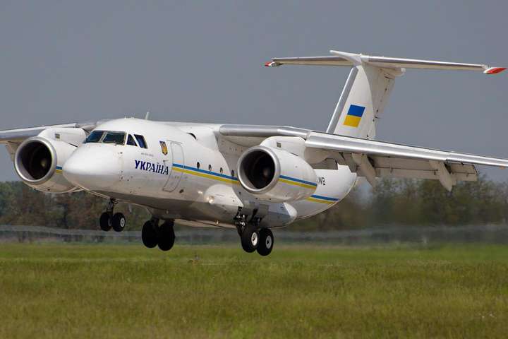 Зеленський передумав розпродавати «зайві» літаки з президентського авіапарку