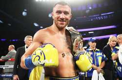 Українські парашутисти присвятили відео Ломаченку