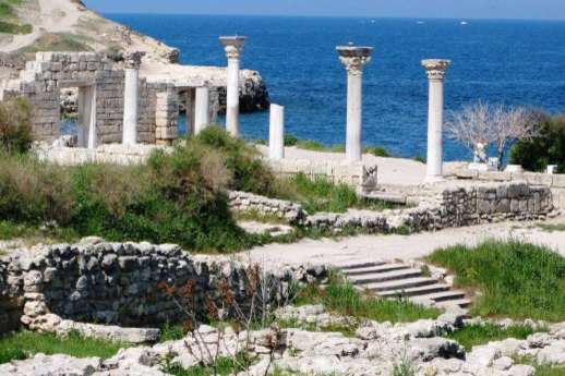 В окупованому Севастополі розкопали древній храм