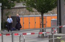 У Німеччині чоловік напав з ножем на людей на вокзалі – є жертви