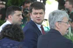 Разумков про конфлікт у фракції «Слуга народу»: Дубінський буде командним гравцем