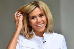 Первая леди Франции получила серьезную травму (фото)