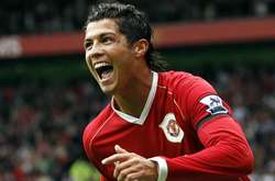 Форлан: Роналду — эгоист, он проводил целый день у зеркала