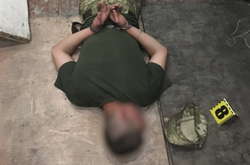  22-річний старший солдат  здійснив чотири постріли з кустарно виготовленої зброї 