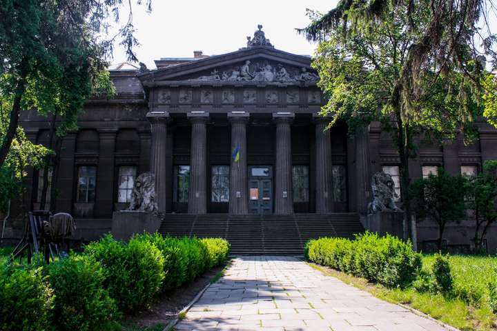 Національний художній музей України відреставрують за 69 млн грн