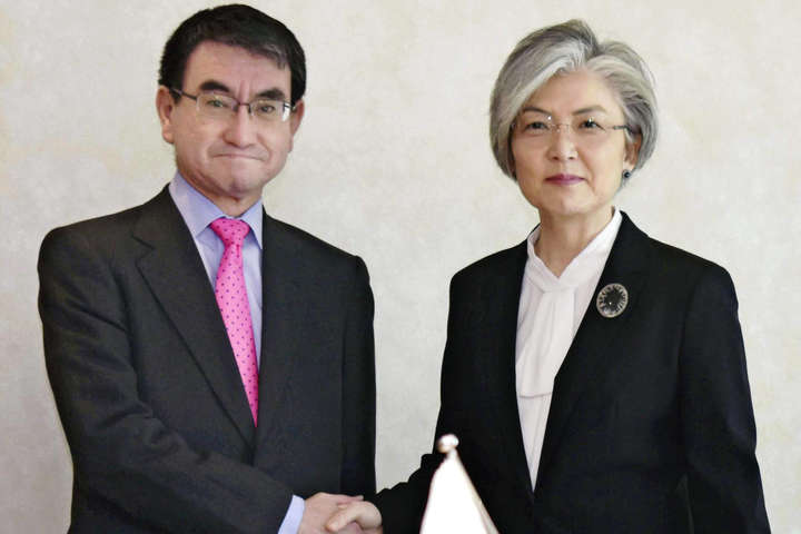 Корея і Японія готуються до складних переговорів 