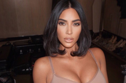 Как выглядит Ким Кардашьян без макияжа: папарацци засекли звезду на улицах Санта-Моники (фото)