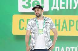 Один член уряду залишиться в новому Кабміні - Арахамія