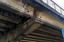 Мостові споруди у Києві знаходяться у неналежному стані та потребують негайних заходів із реконструкції, капітальних та поточних ремонтів