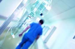  Потерпілу госпіталізували та прооперували 