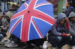 Імміграція до Британії впала до найнижчих показників із 2013 року