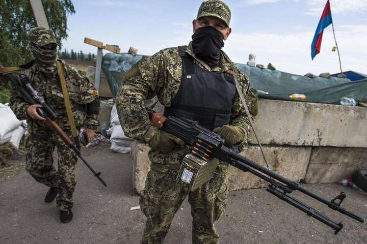 Окупанти сьогодні вже вісім разів обстріляли позиції українських військових