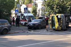 ДТП на Червоноткацькій