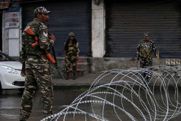 Понад 150 людей травмовані поліцією в індійському штаті Джамму і Кашмір