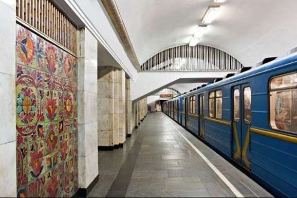 У метрополітені передумали зачиняти станцію «Хрещатик» у День Незалежності
