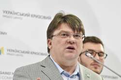 СБУ оголосила підозру головному лікареві Мінмолспорту за багатомільйонні махінації з препаратами