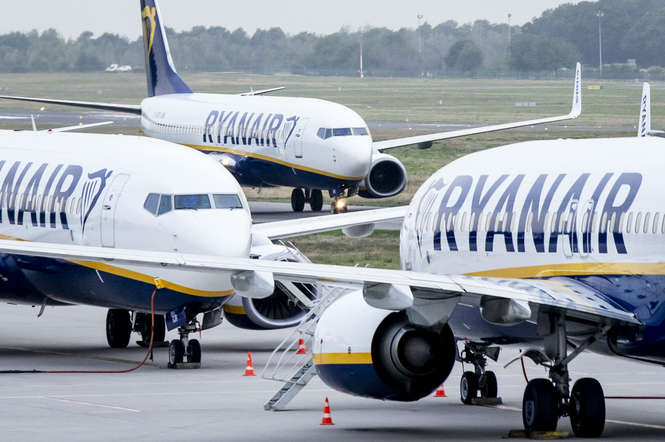 Ryanair закриє чотири бази в Іспанії з 2020 року
