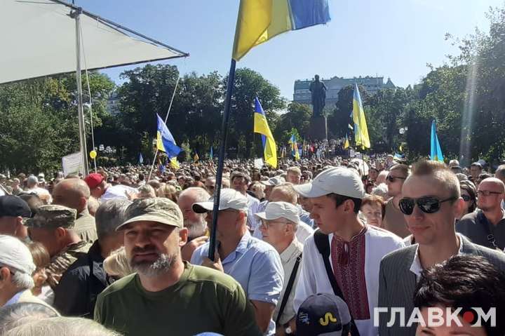 У парку Шевченка збирається альтернативний Марш ветеранів