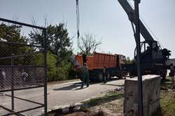  Демонтуються оборонні споруди, розташовані у безпосередній близькості до КПВВ та зруйнованого мосту 