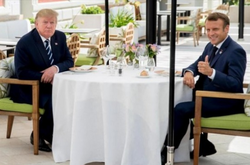 Трамп і Макрон провели незаплановану зустріч перед початком саміту G7