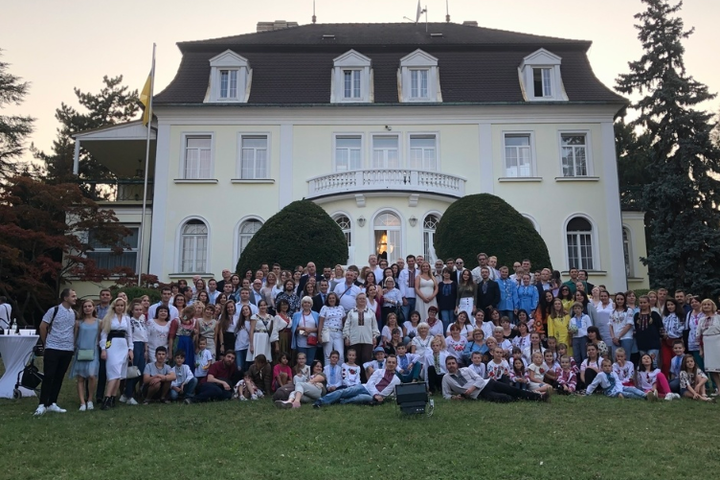 Посольство України в Австрії влаштувало пікнік до Дня Незалежності