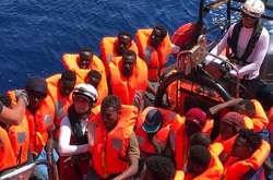Понад 350 мігрантів з корабля Ocean Viking зійшли на берег Мальти