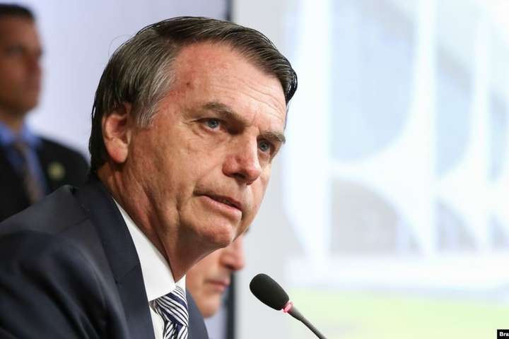 Президент Бразилії відмовився прийняти допомогу G7 для боротьби з пожежами