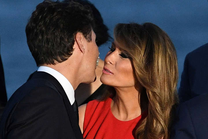 Романтический поцелуй Мелании Трамп и Джастина Трюдо попал под прицел фотокамер