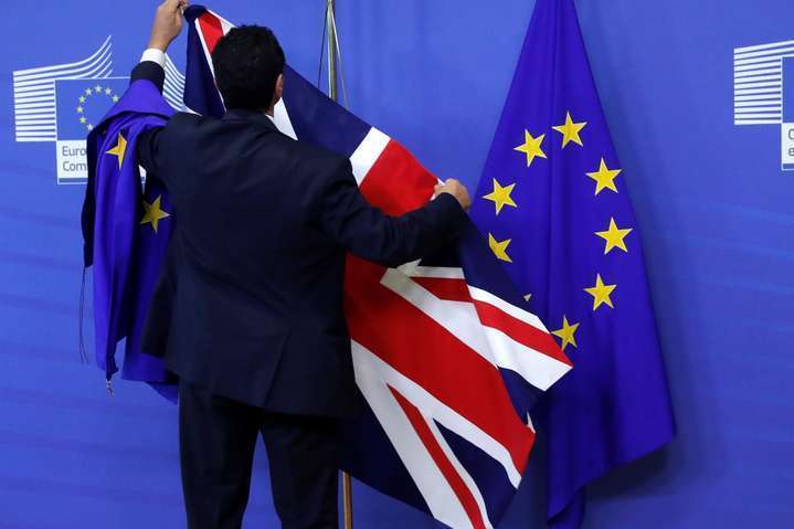 Опозиційні політсили Британії будуть спільно боротися проти виходу із ЄС без угоди