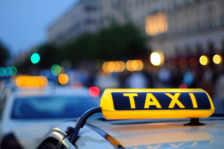 В Киеве таксист изнасиловал пассажирку