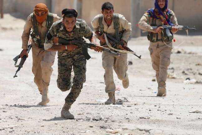 Сирійські курди почали відводити сили від кордону із Туреччиною