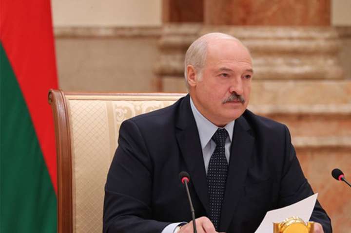 Лукашенко не поїде до Варшави через Путіна