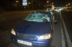 Біля ринку «Юність» Opel збив пішохода (фото, відео)