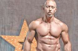 Рэпер Серега стал студентом украинского ВУЗа