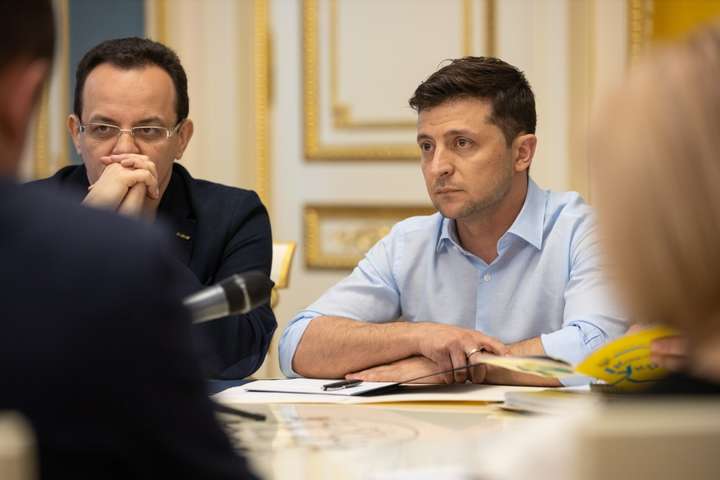 Радник президента попередив про загрозу особистій безпеці Зеленського