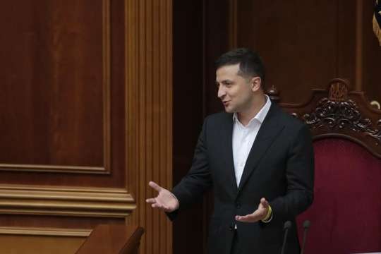 «Шо ви арьотє?»: опубліковано відео, як Зеленський кричав на депутатів у Раді