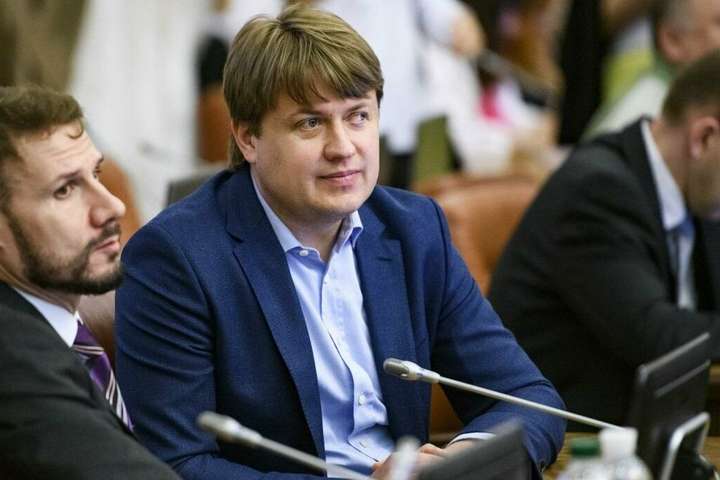Представник Коломойського обраний головою комітету Ради з ПЕК