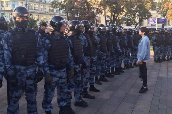 В Москві відбуваються чергові суботні протести