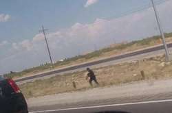  Техаська поліція повідомила, що «один із активних стрілків був застрелений 