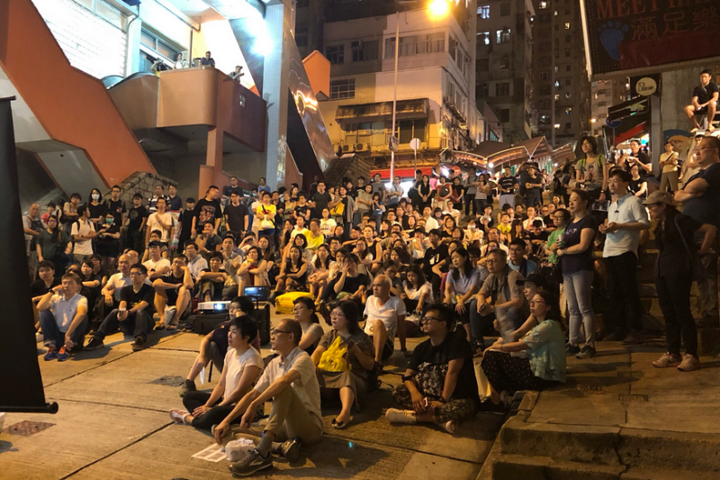 У Гонконзі затримали організаторів показу фільму про українську Революцію Гідності