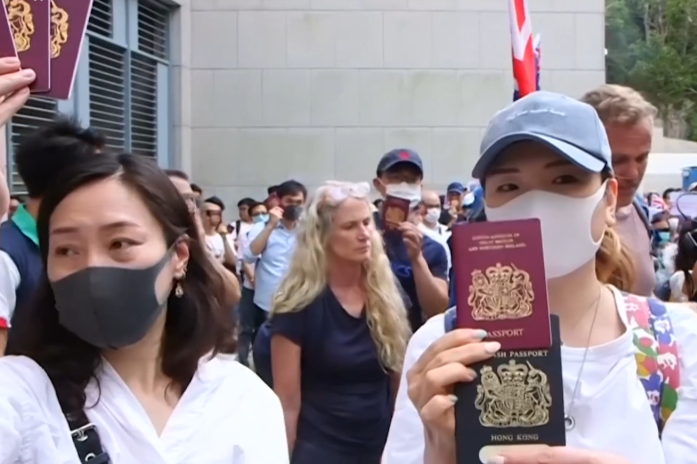 Протестувальники у Гонконзі просять надати їм повне громадянство Великої Британії (відео)