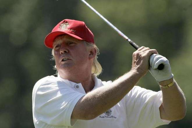 Трамп, відмінивши візит до Польщі, зіграв у гольф