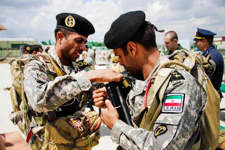 Іран та Росія проведуть спільні військові навчання