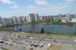 Столична влада взялася рятувати озеро Лебедине